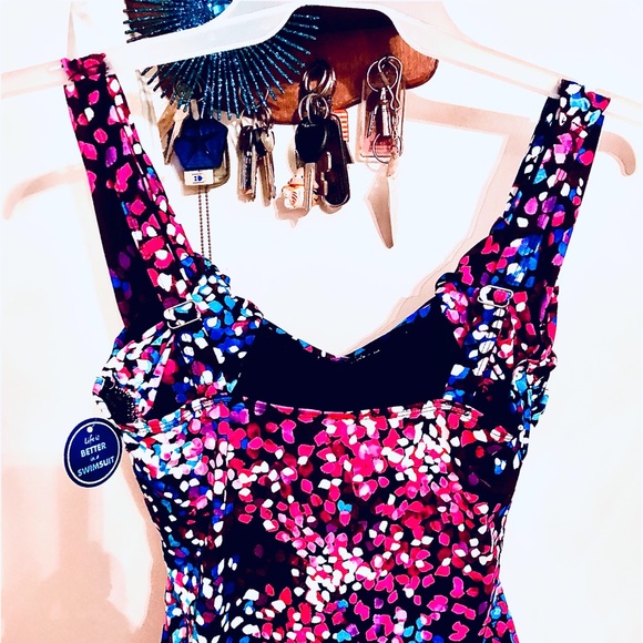 Fabulous Swimsuits For All Tankini Top - Picture 4 of 8